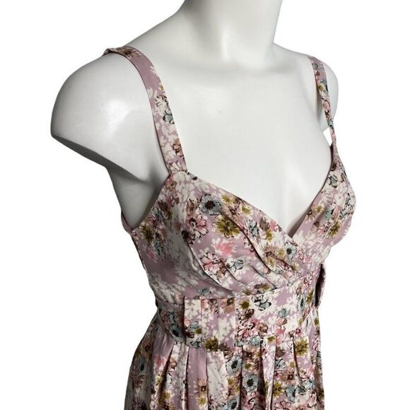 Lauren Conrad Lavender Purple Floral V Neck Fit & Flare Dress Sz 4 - Picture 2 of 11